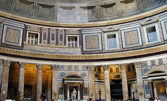 interior-pantheon-rome-on-segway